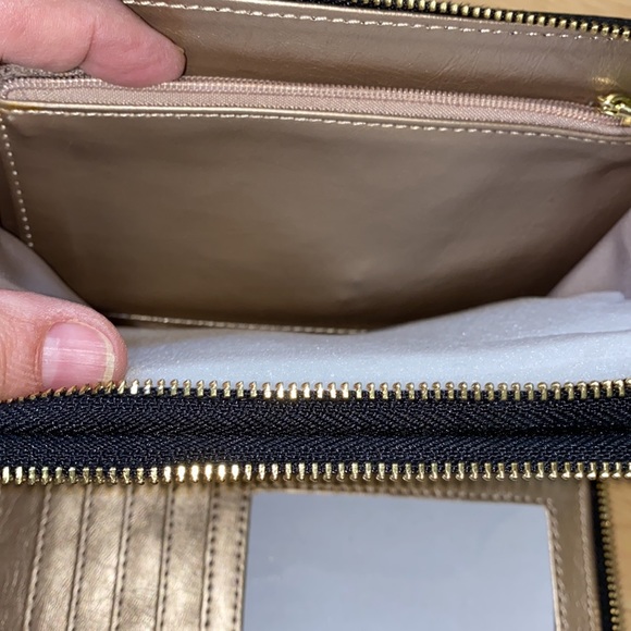 NWOT Navy Anne Klein Wristlet - Picture 4 of 5